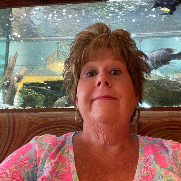 Meet your Posher, Sherry - Picture 3 of 3